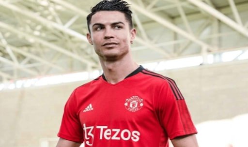 Christano Ronaldo Sporting a Tezos MUFC Training Shirt