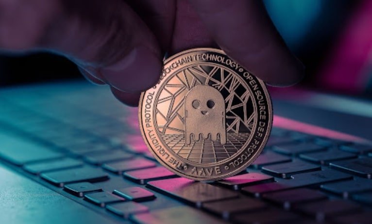 InQubeta presale soars as Aave & Arbitrum decline